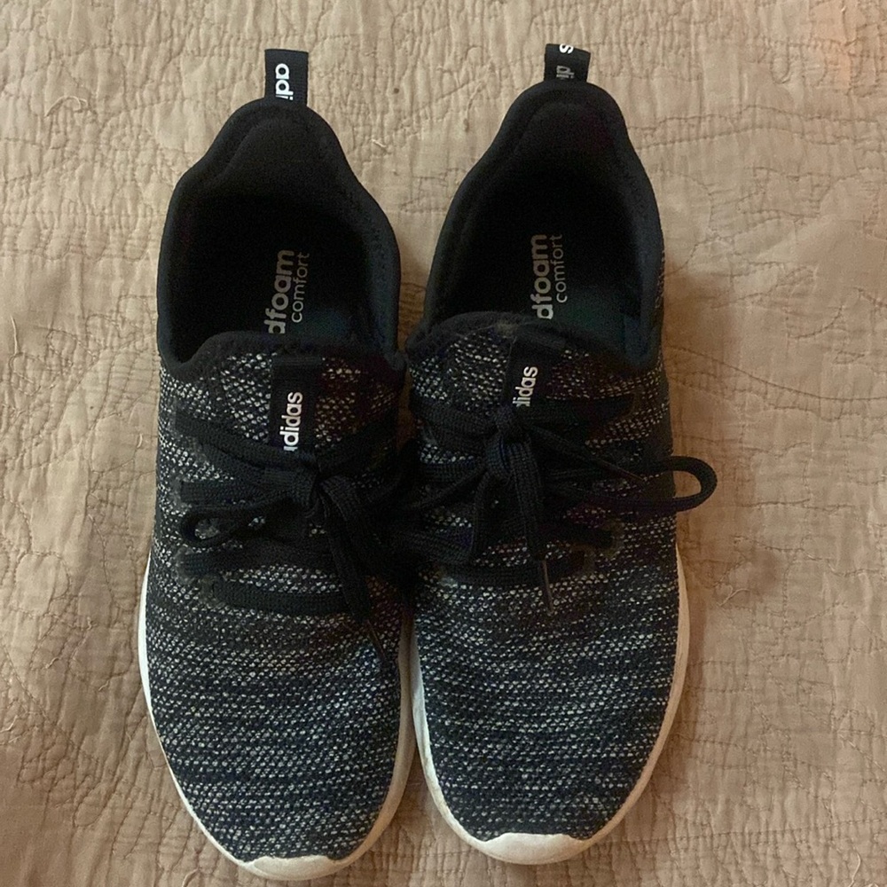 Adidas Tennis shoes